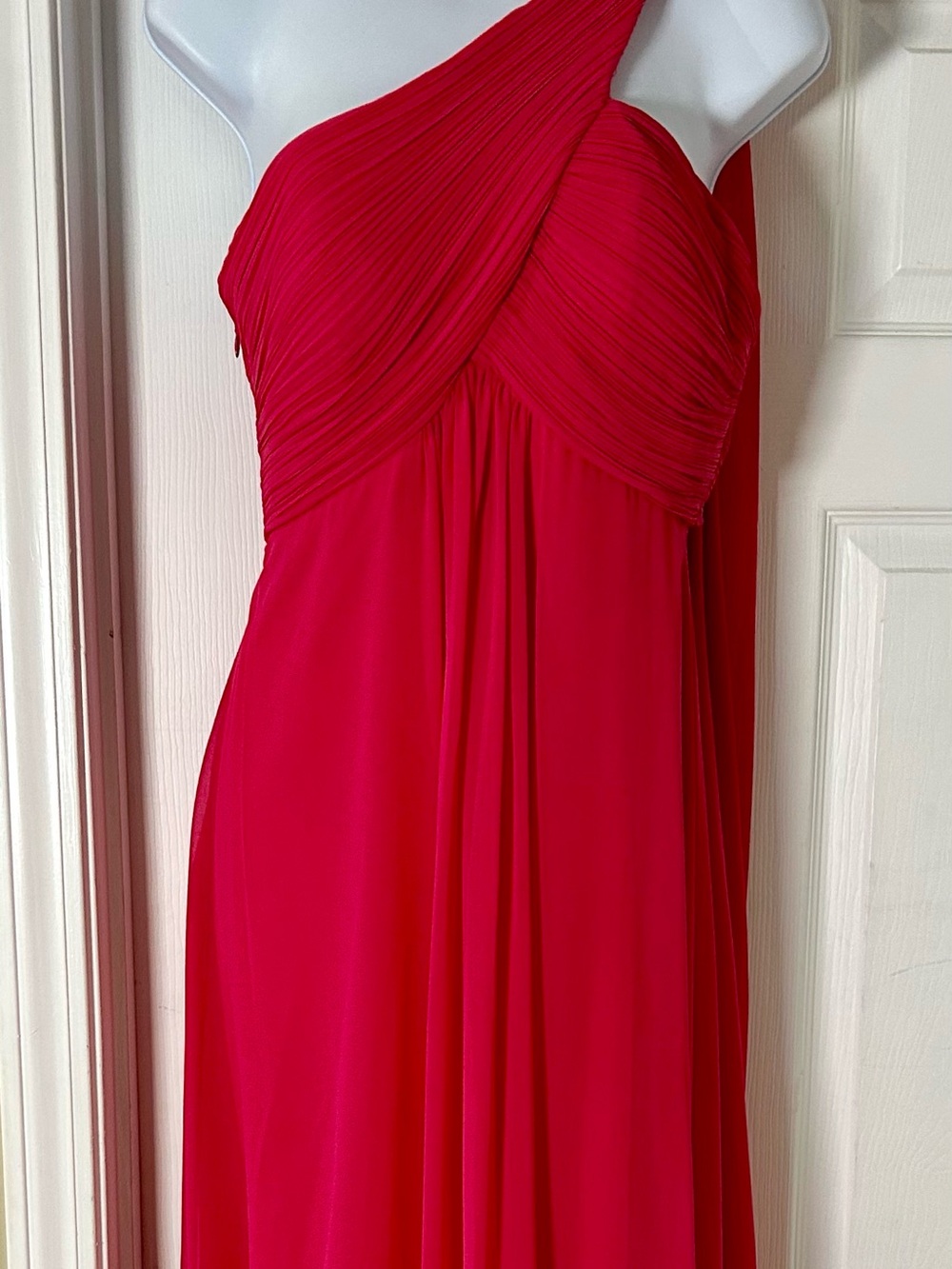 Ever Pretty One-Shoulder Red Pleated Chiffon Gown